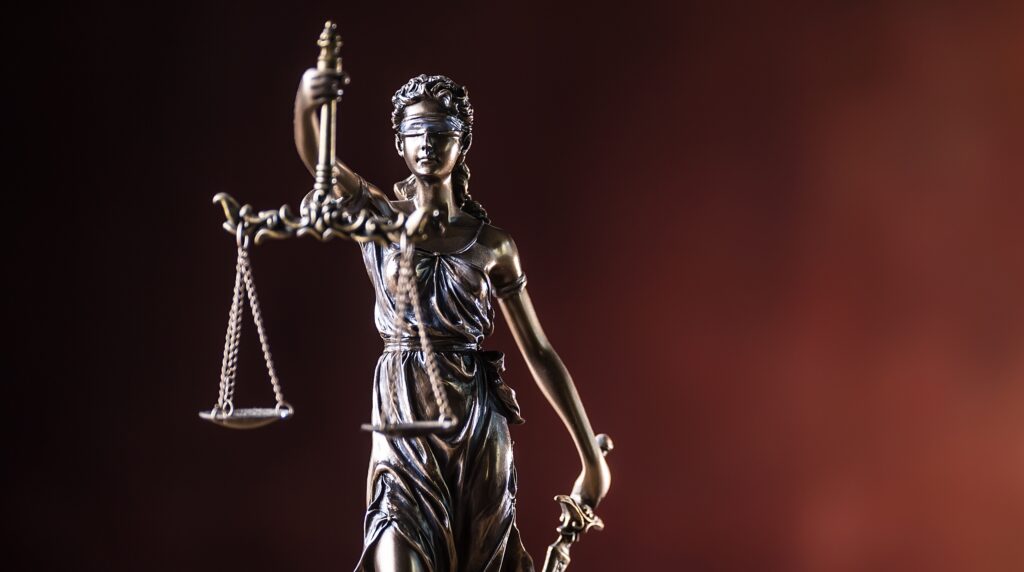 illustration-sabrina-chemakh-avocat-paris-justice-juridique-droit-travail-protection-sociale-affaires-justice-13